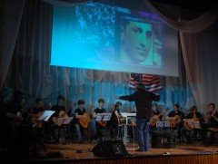 20-lecie 1 ŁÓDZKIEJ ORKIESTRY GITAROWEJ W RUCHOMYCH OBRAZACH