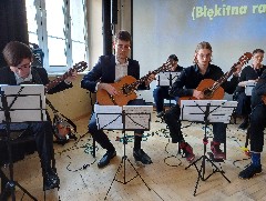 1 ŁÓDZKA ORKIESTRA GITAROWA gra utwory George'a Gershwina